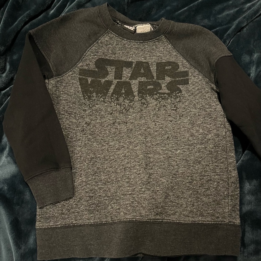 Star Wars Size Small Sweatshirt